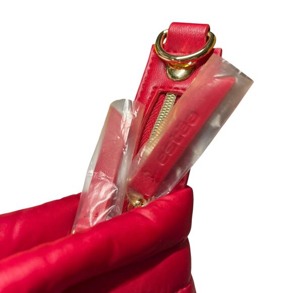 💄 Estée Lauder Red Quilted Puffer Tote Bag — Hot Pink Lining - Picture 6 of 8